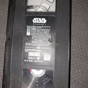 Star Wars: VHS Org&Rev trilogy 1 w/o cvr, 1 w/cvr, 2 never opened. Bundled